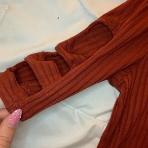 Burgundy crop top,cut detail on sleeves